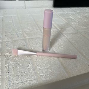 Kylie cosmetics power plush longwear concealer and concealer brush